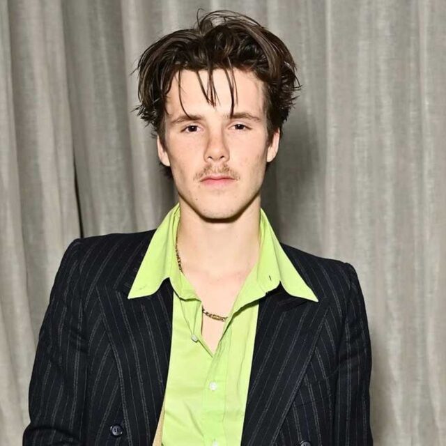 Cruz Beckham випустив романтичний сингл «For Your Love» та запросив фанатів інтерпретувати його по-своєму