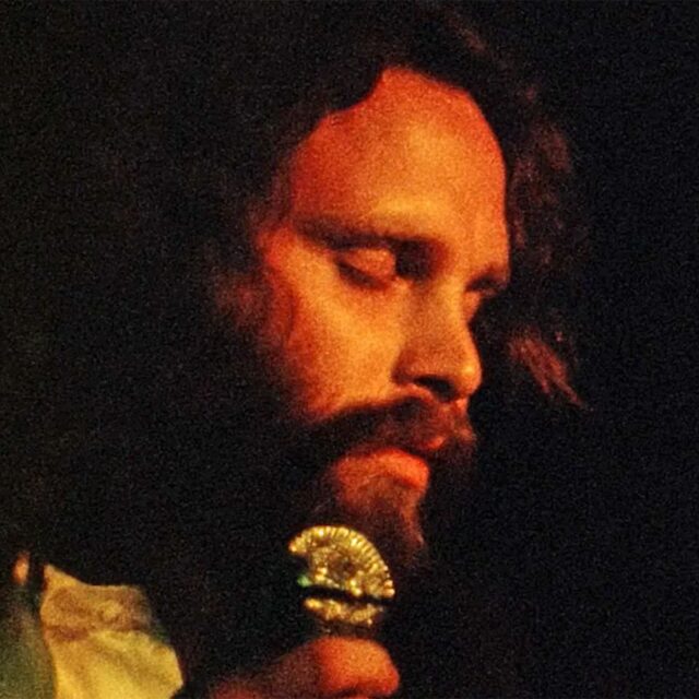 The Doors випускають офіційне живе відео «Break On Through» з легендарного виступу на фестивалі Isle of Wight 1970